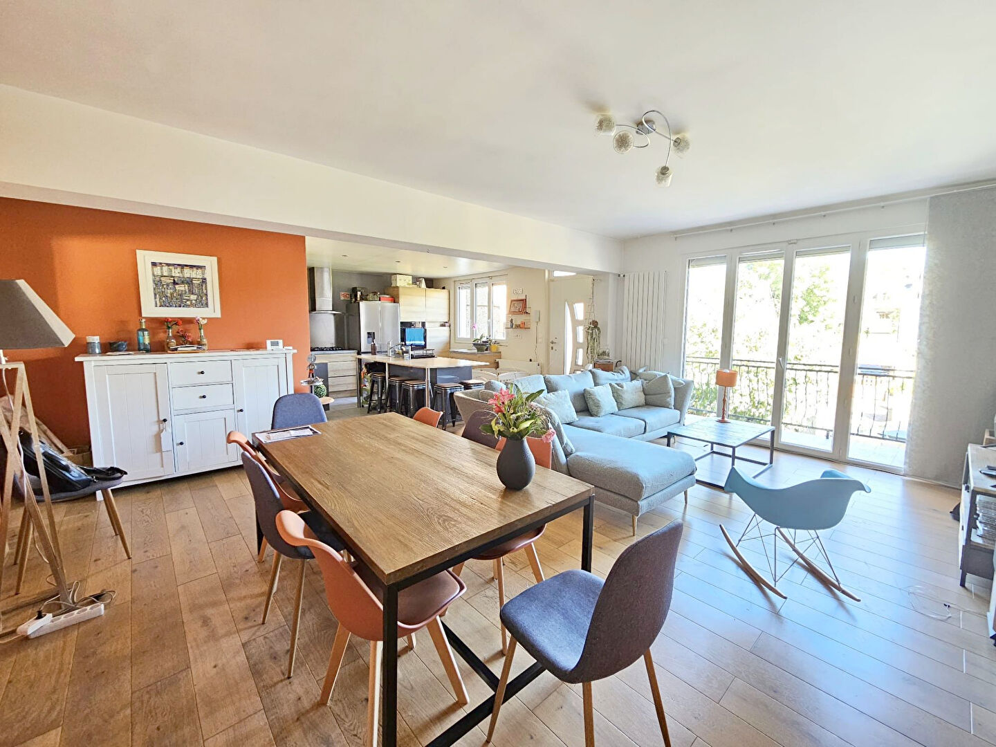 Photo BELLE MAISON 7 PIECES SUR SOUS SOL TOTAL + JARDIN & GARAGE image 5/6