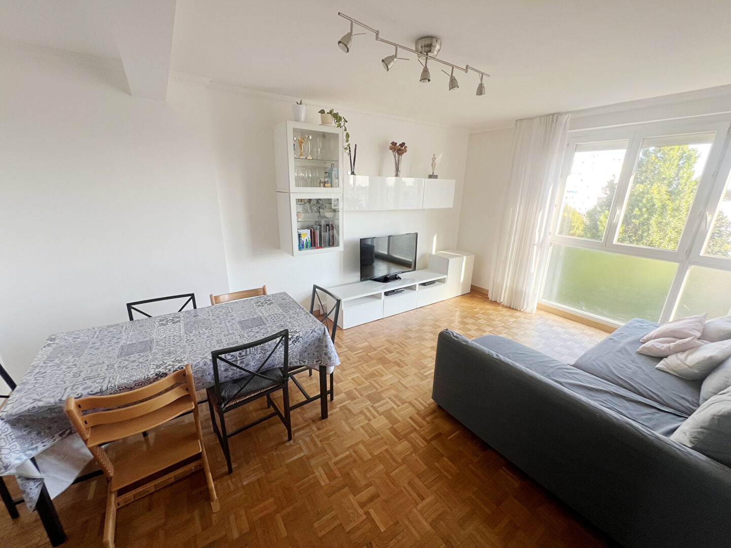 Photo T3 lumineux 57 m² - sans vis-à-vis - Proche Bois & RER A image 2/6