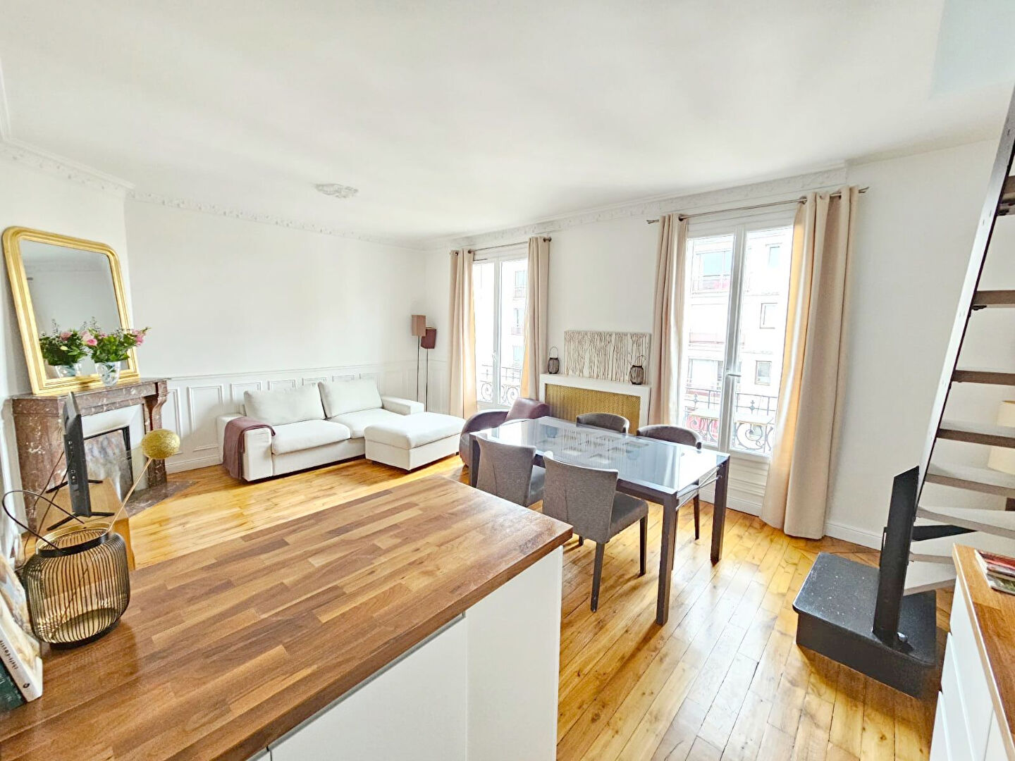 Photo Superbe DUPLEX 4 PIECES + CAVE ** 13 min M° CHATEAU DE VINCENNES ** image 3/6