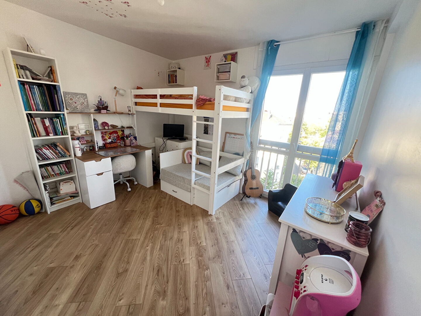 Photo Beau T4 - 3 Balcons - Métro L1 & Bois image 5/6