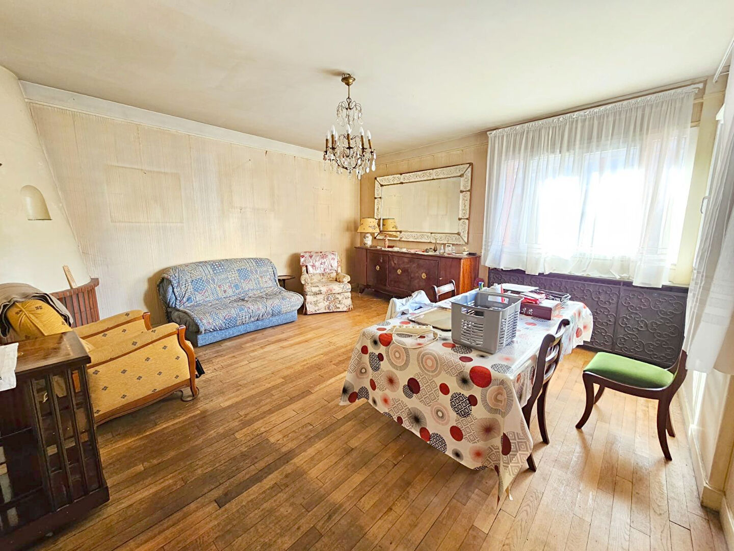 Photo CHARMANTE MAISON 5 PIECES ** 7 min RER A & BOIS ** image 2/6