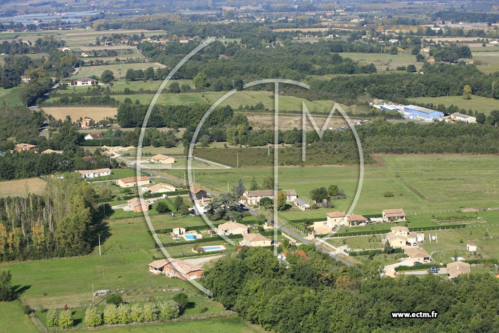 Photo MAISON - ST ETIENNE DE TULMONT image 3/3