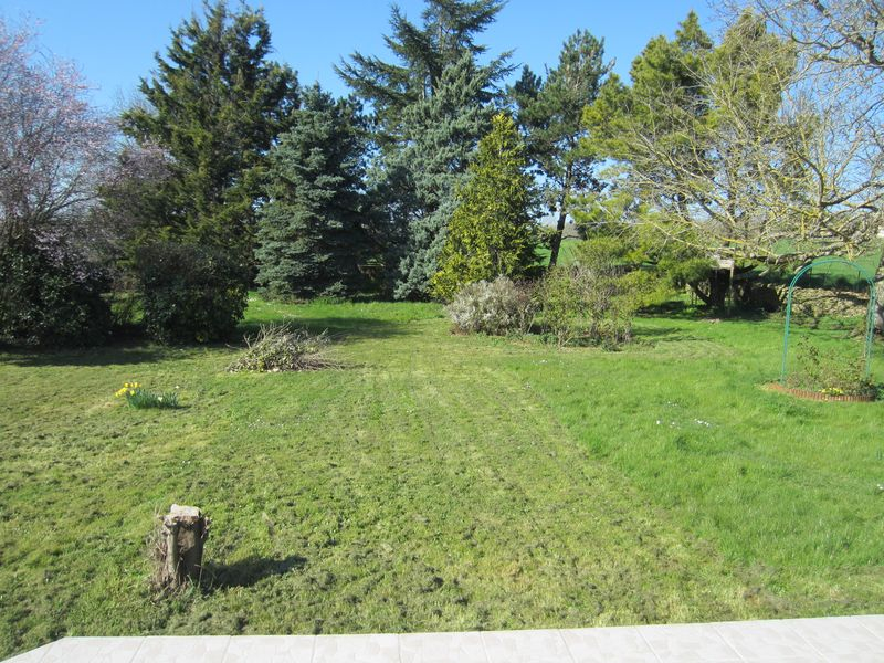 Photo Pavillon semi enterré image 3/6