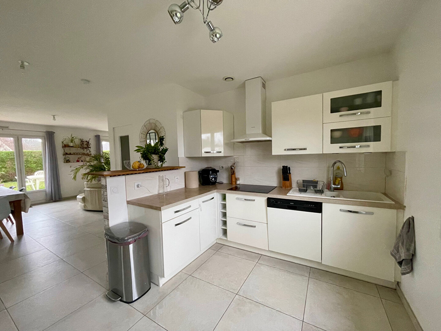 Photo Maison traditionnelle de plain pieds - 5 pièces image 4/6