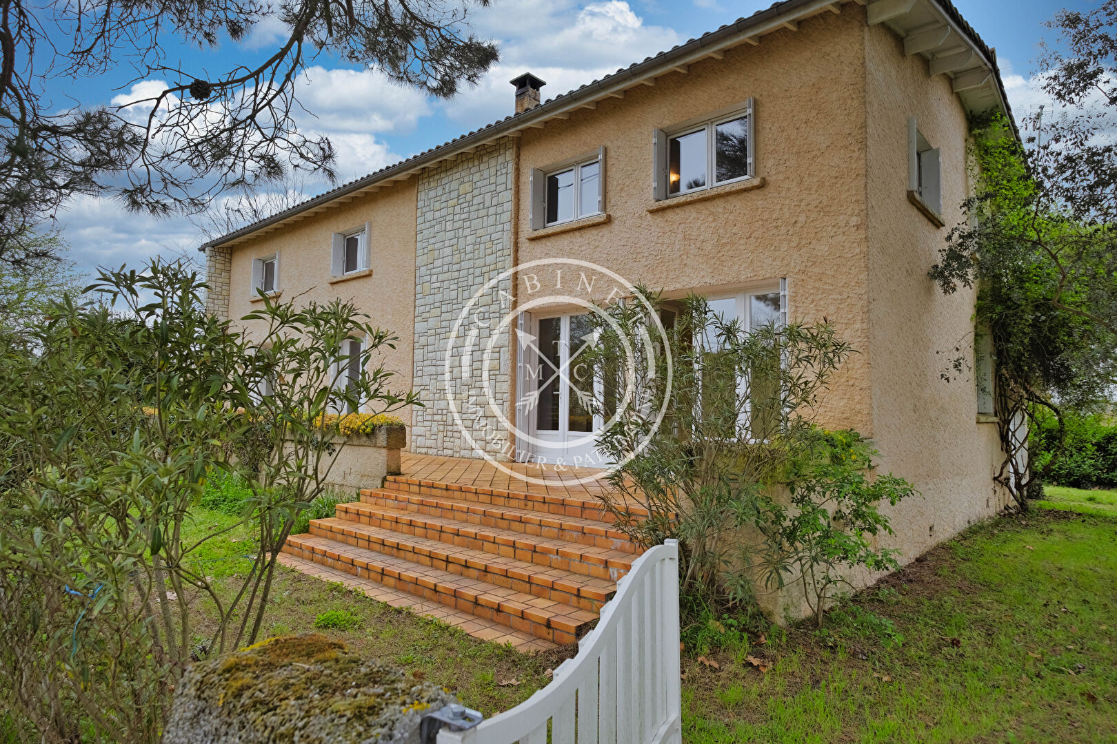 Agence immobilière de Cabinet M T C Toulouse - Cabinet M T C