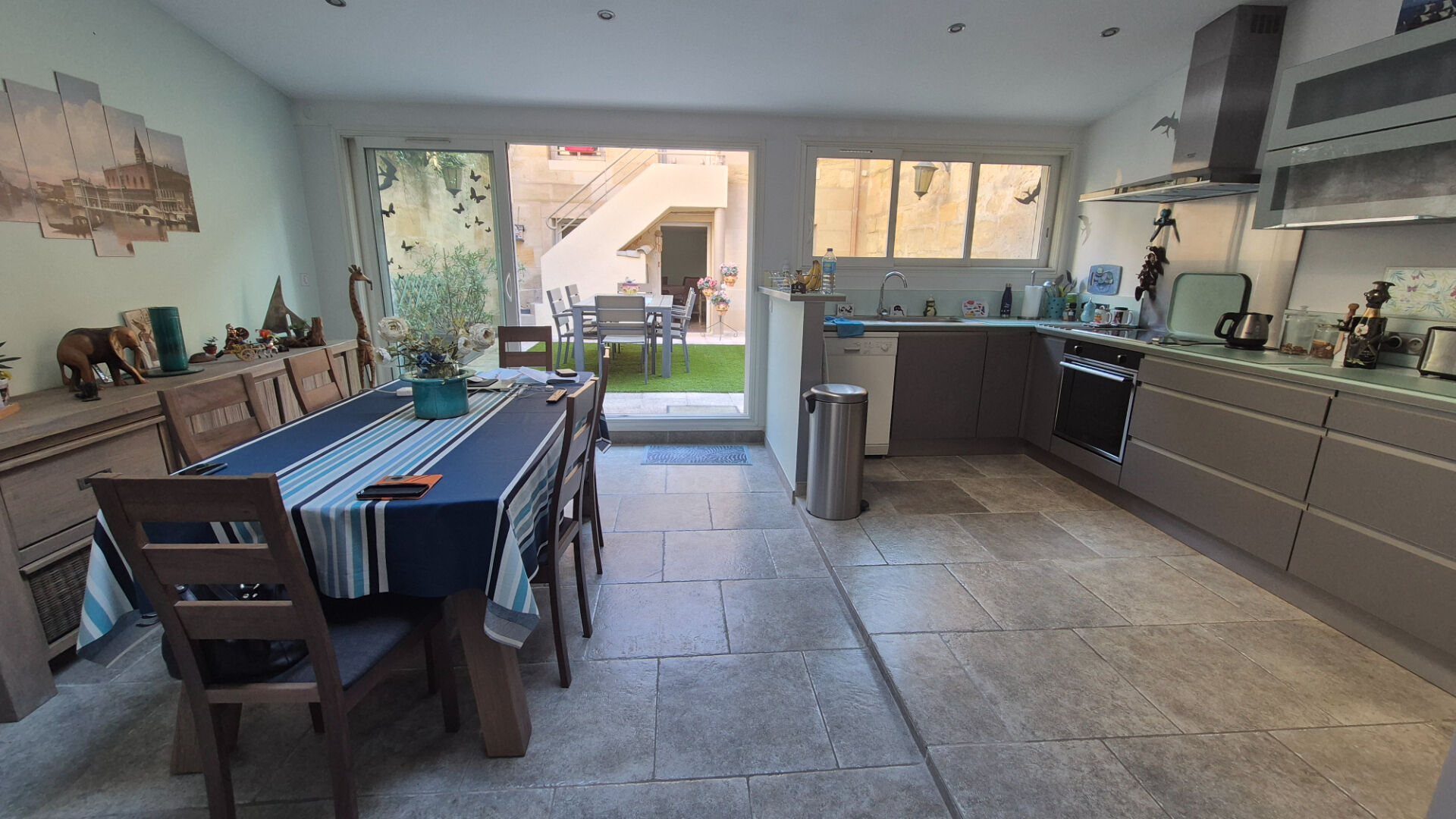 Propriété 2 maisons au Chartron