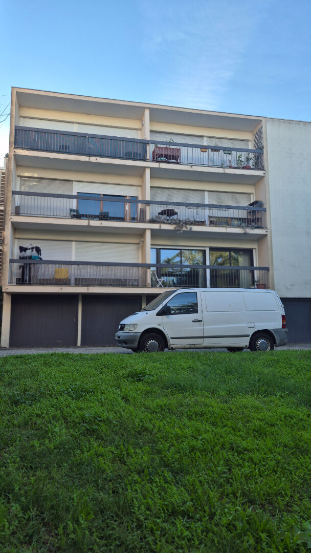 Photo T2 avec garage et cellier Talence image 6/6