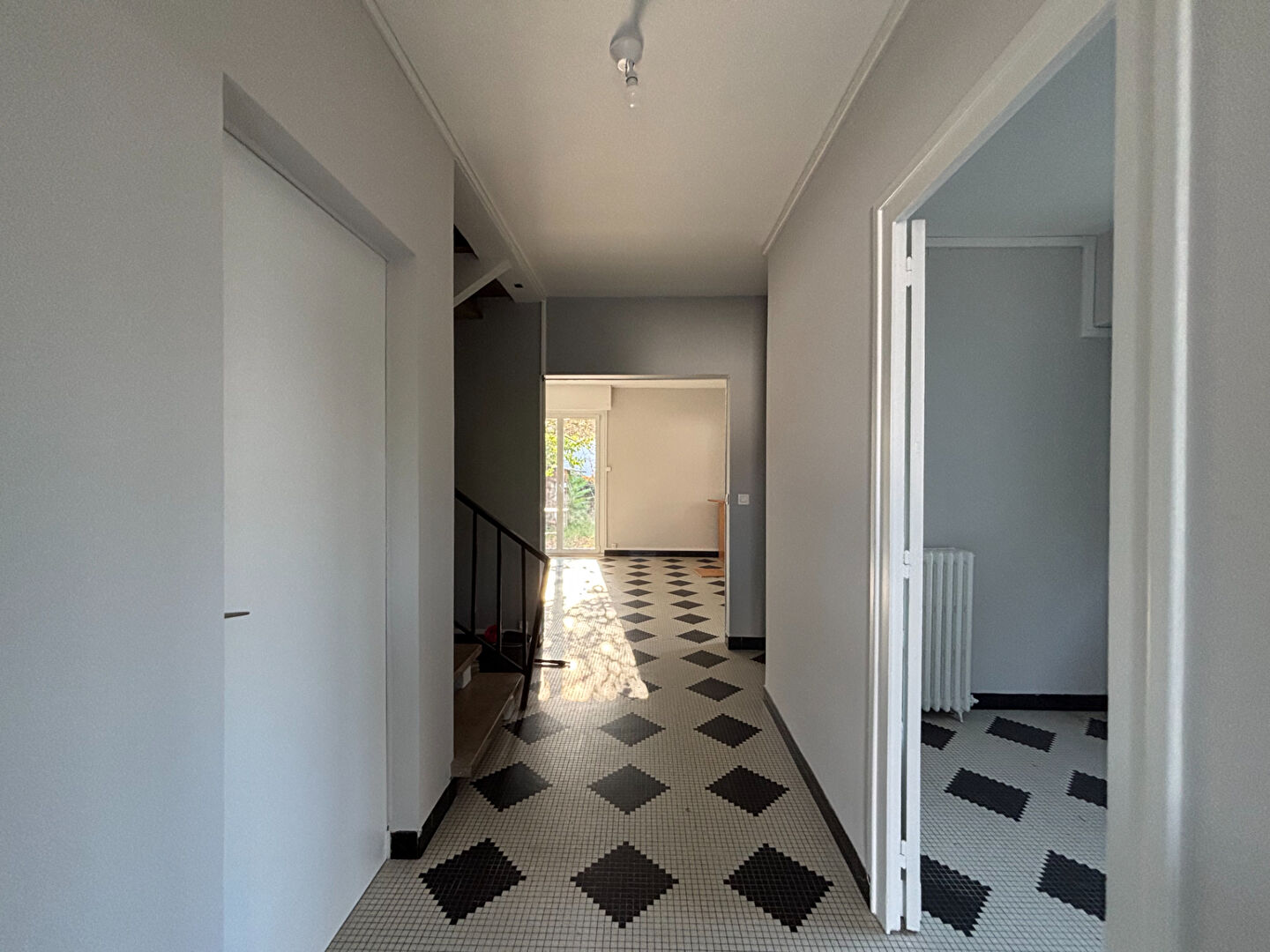 Agence immobilière de CABINET GIRONDIN Bordeaux - Saint Augustin - CABINET GIRONDIN