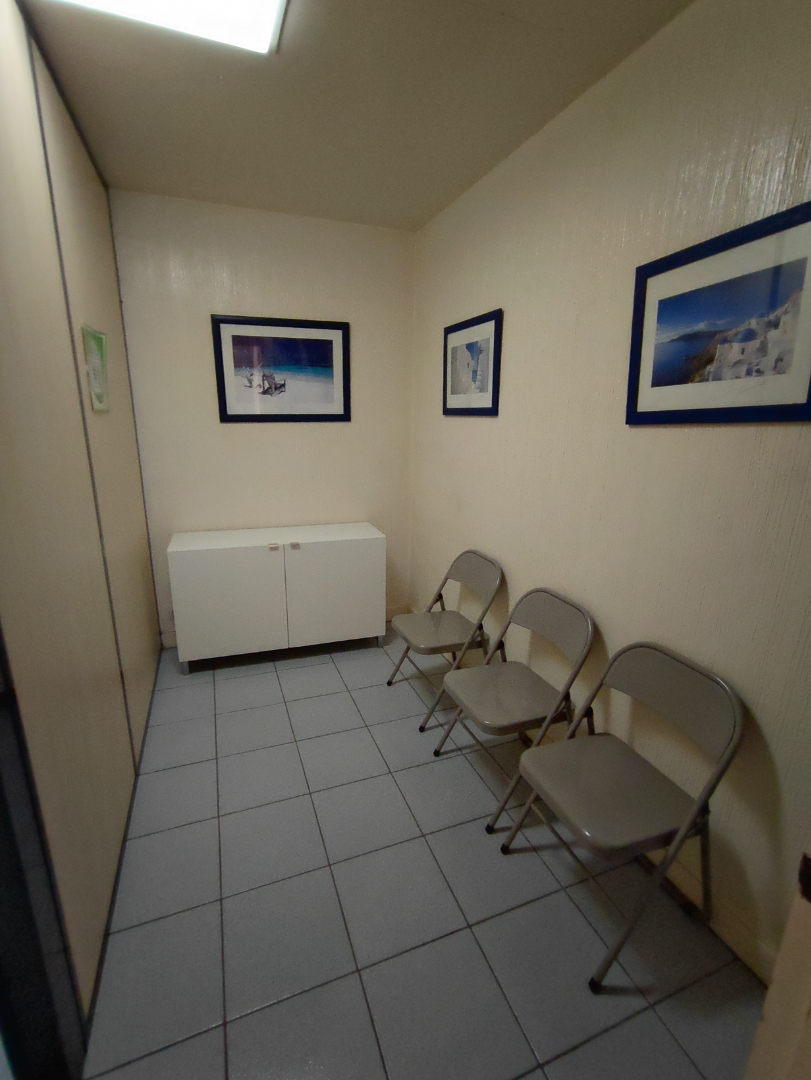 Photo Local  professionnel image 3/3