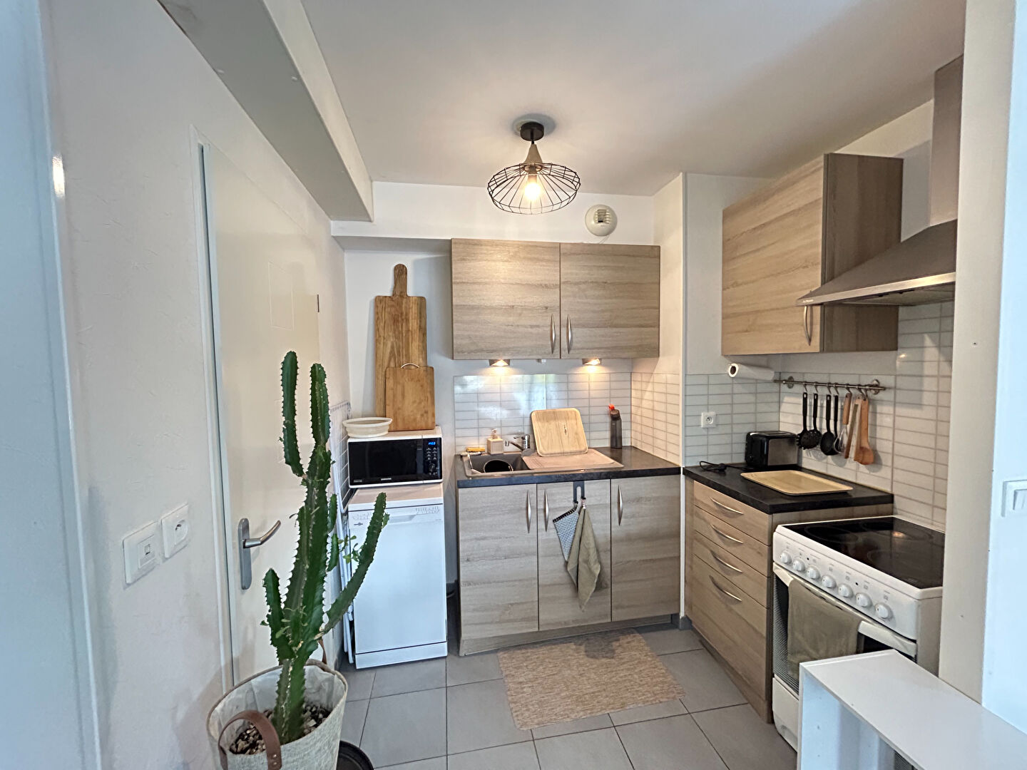 Photo APPARTEMENT 2 PIECES- 55m² - SECTEUR AV DE LAON image 4/6