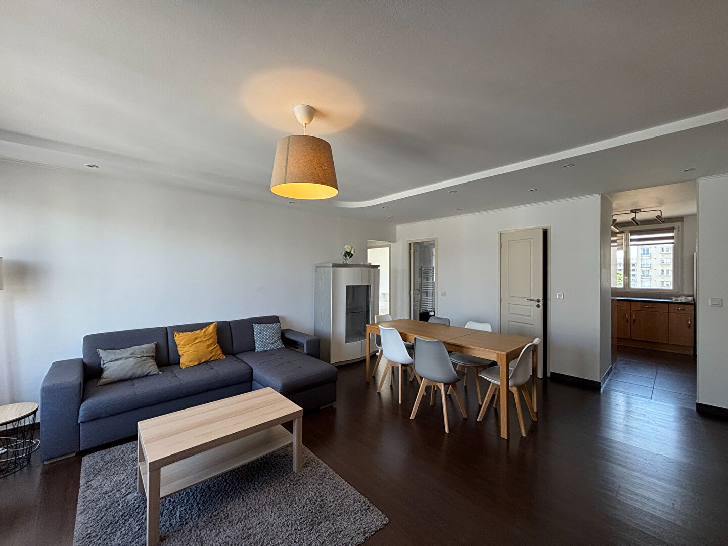 Photo APPARTEMENT MEUBLÉ T3 - 66.7 M² - REIMS CENTRE image 3/6