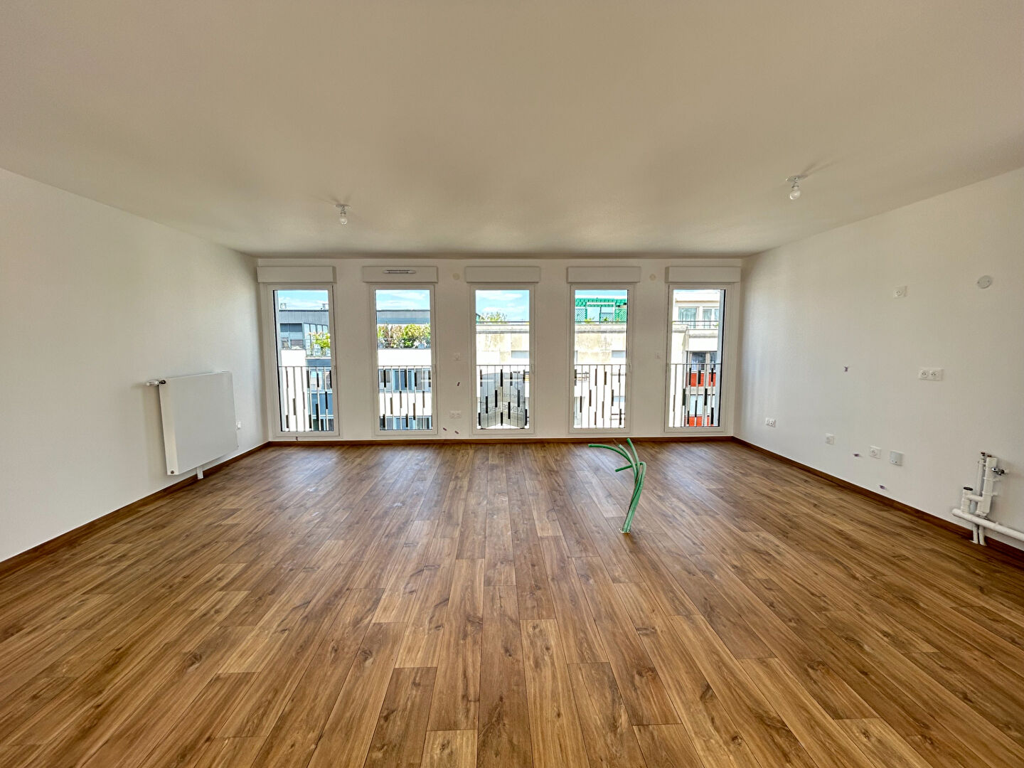 Photo DERNIER ÉTAGE AVEC TERRASSE - 124 M² - HYPERCENTRE-VILLE image 4/6