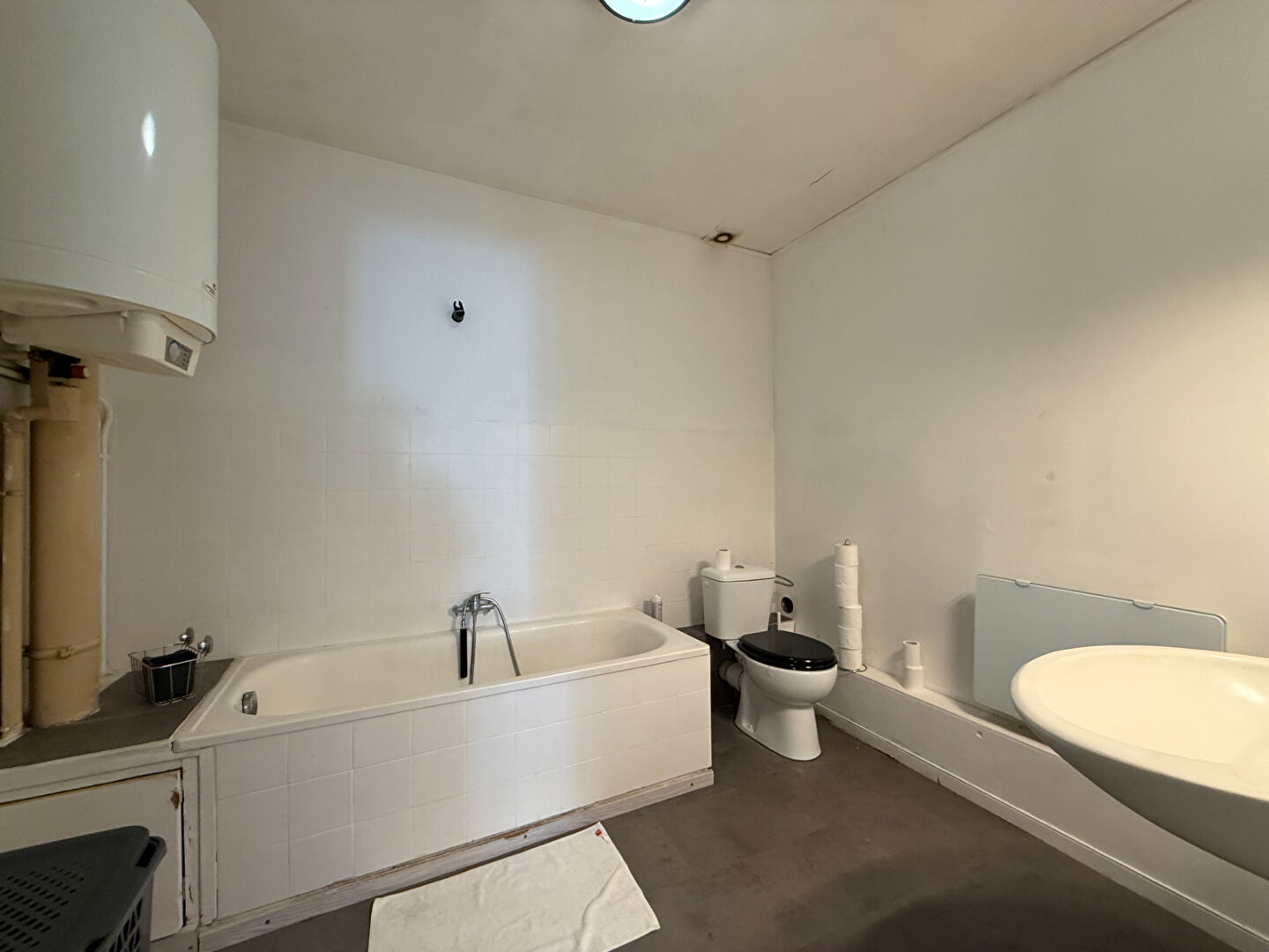 Photo STUDIO MEUBLÉ 32 M² - CENTRE-VILLE image 4/4