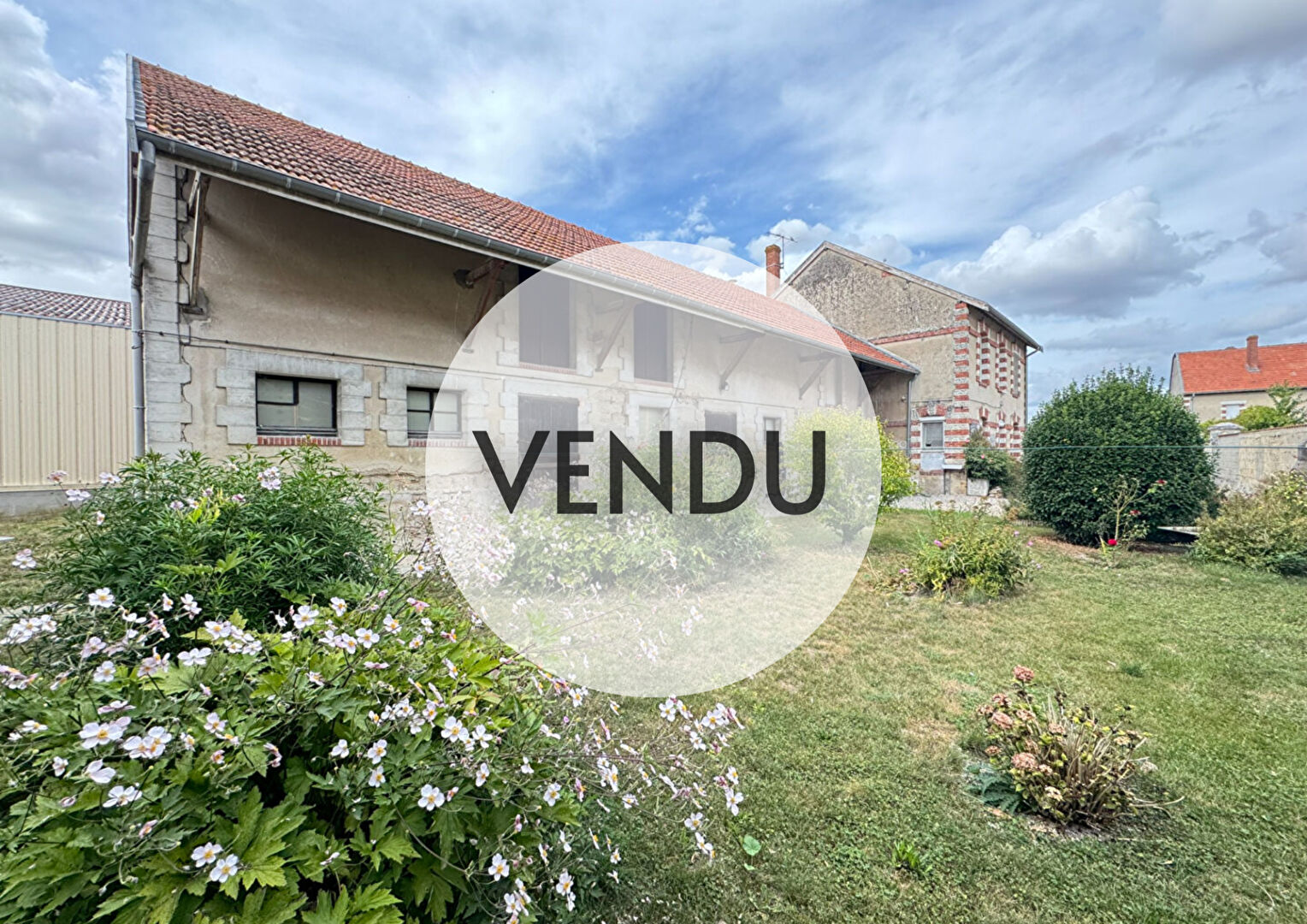 MAISON AVEC CORPS DE FERME À RÉNOVER - 174.2 M² - SECTEUR BERRU