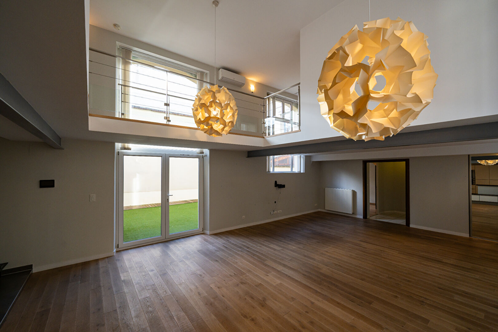 Photo APPARTEMENT FAMILIAL T6 AVEC TERRASSE - 167 M² - SECTEUR BARBÂTRE image 3/6