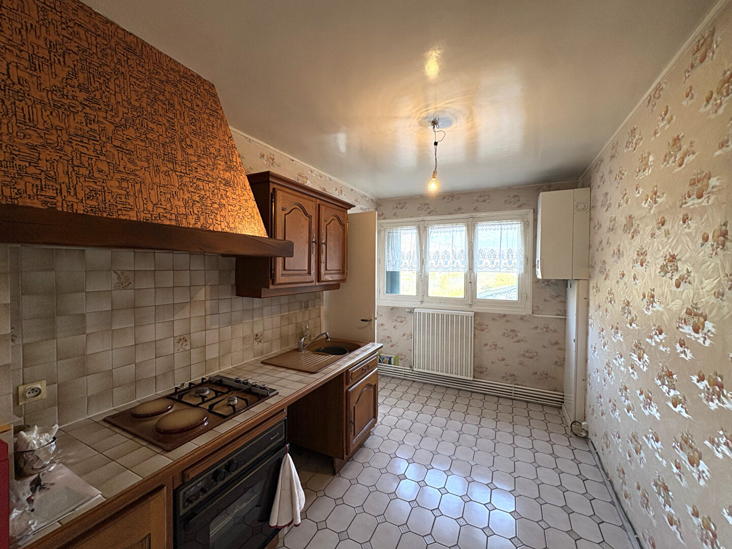 Photo APPARTEMENT  3 PIÈCE(S) 65 M² - NOUZONVILLE image 3/6