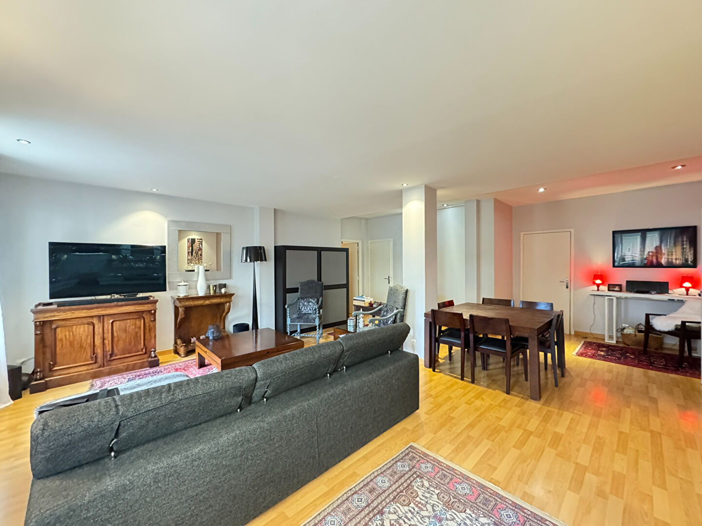 Photo APPARTEMENT T6 155 M² - HYPER CENTRE image 2/6