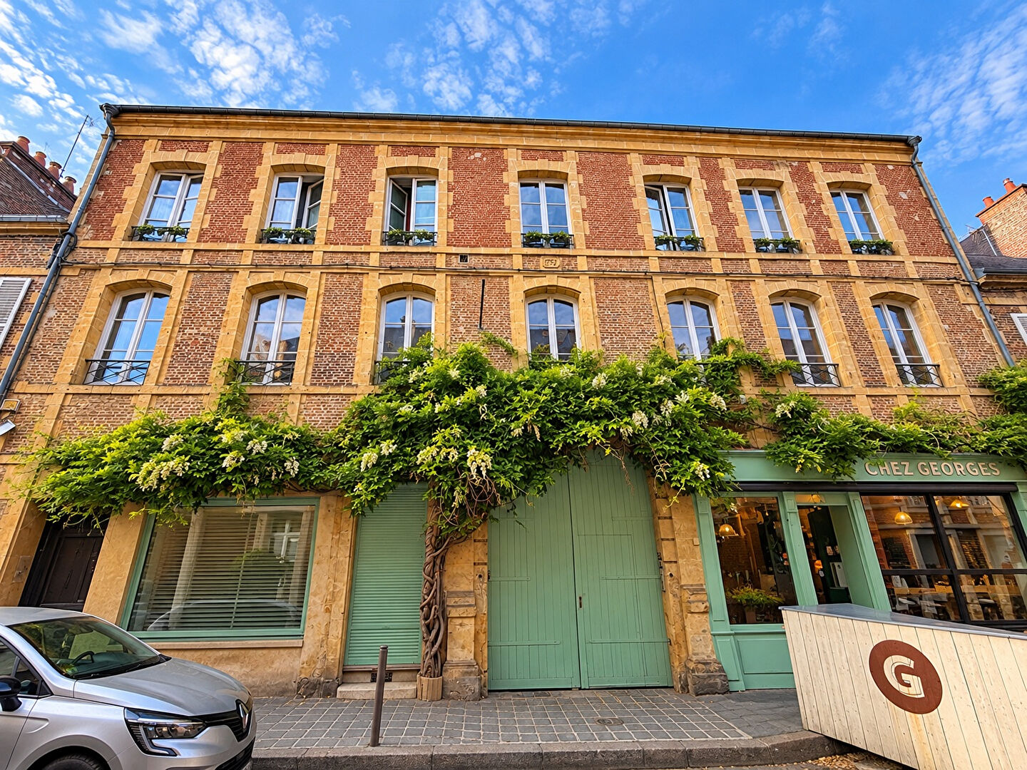 Appartement 5 pièces 140 m² · à Charleville-Mézières · 140,3 m² · 1 180 €/mois