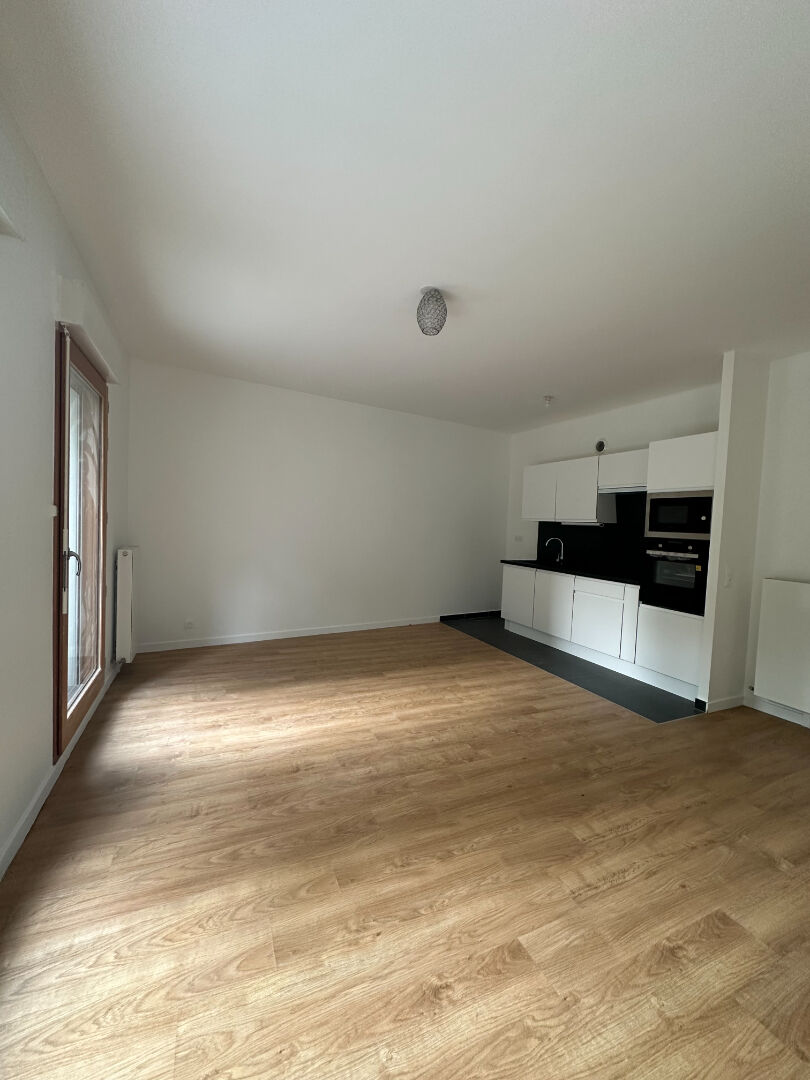 Photo Très bel Appartement 2 pièces 48.44 m2 à Noisy-le-Grand (Allée Charles de Foucauld) image 4/6