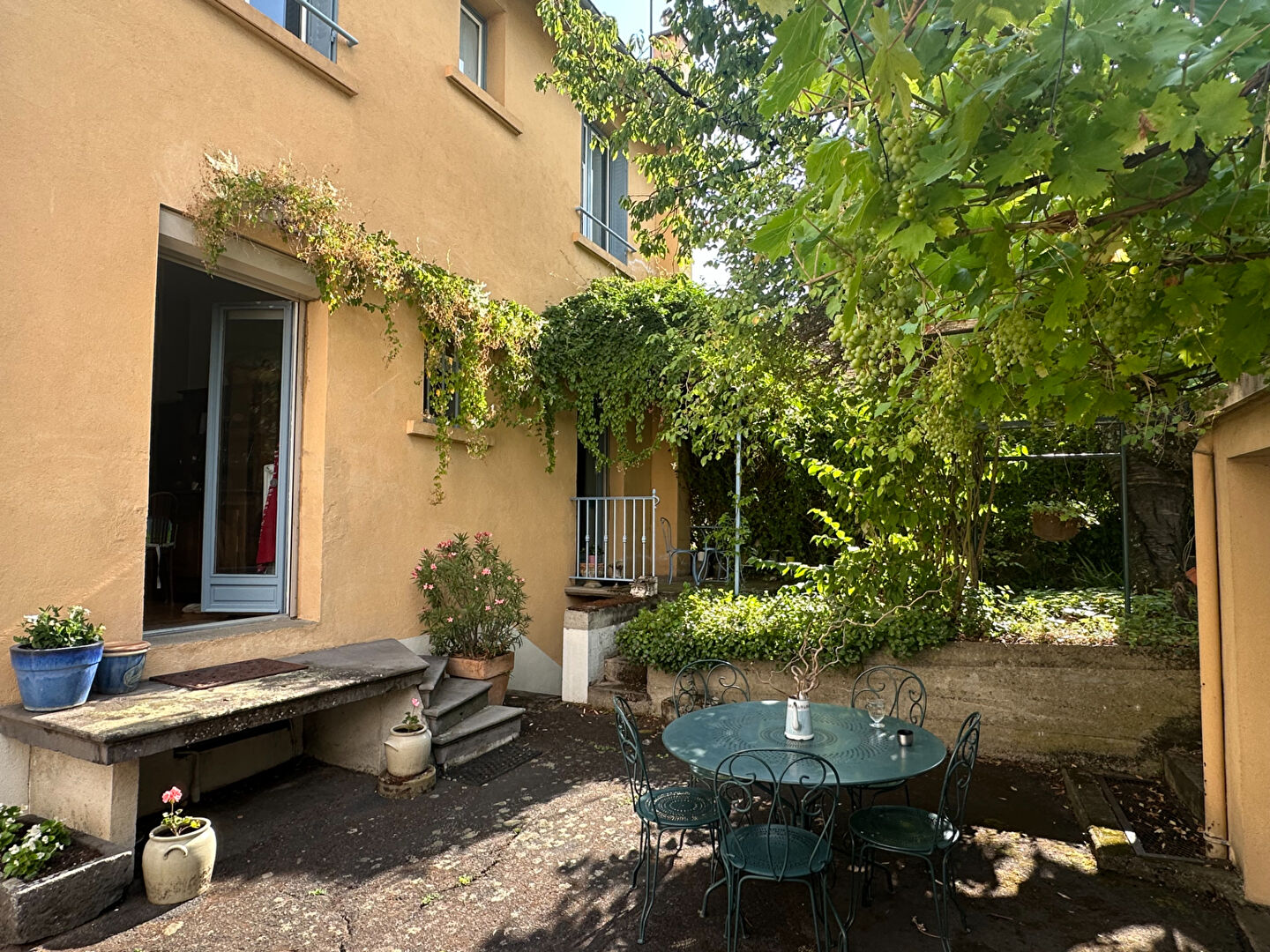 Photo Beaumont  Maison 1930 , 5 pièce(s) 119 m2, 3 chambres, garage, jardin, 2 sdo, cachet 334000 FAI image 2/6