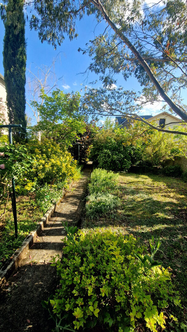 Photo Beaumont  Maison 1930 , 5 pièce(s) 119 m2, 3 chambres, garage, jardin, 2 sdo, cachet 334000 FAI image 3/6