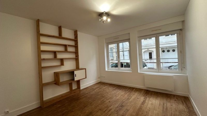 APPARTEMENT 2 PIECES - QUARTIER SAINT GILLES