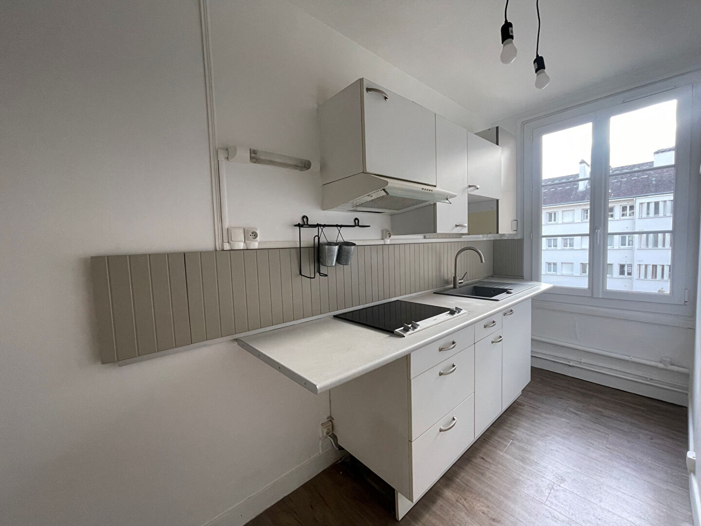 Photo Appartement T1 Bis Hyper centre Caen - face au château. image 2/6