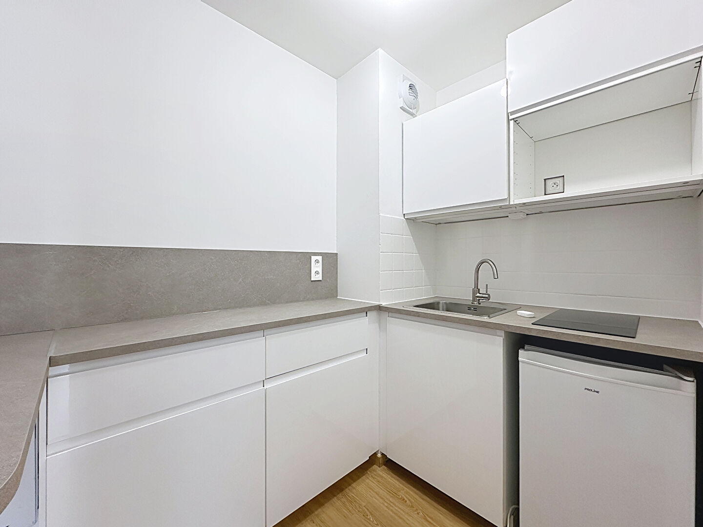 Photo QUARTIER MEMORIAL - APPARTEMENT 2 PIECES image 2/5