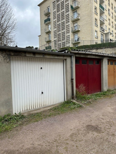 Agence immobilière de CABINET THOMAS M  ET J-M - CABINET THOMAS M  ET J-M