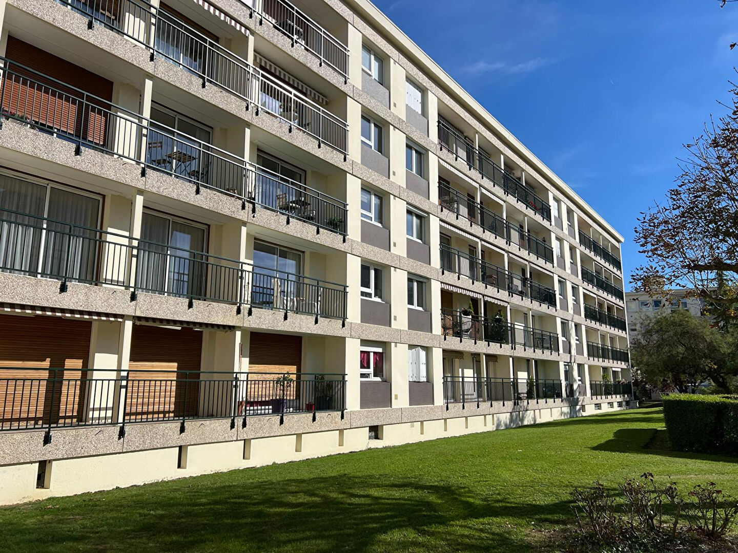 Agence immobilière de CABINET THOMAS M  ET J-M - CABINET THOMAS M  ET J-M