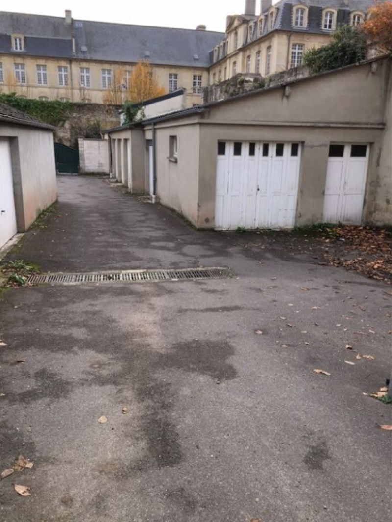 GARAGE A LOUER - CENTRE CAEN