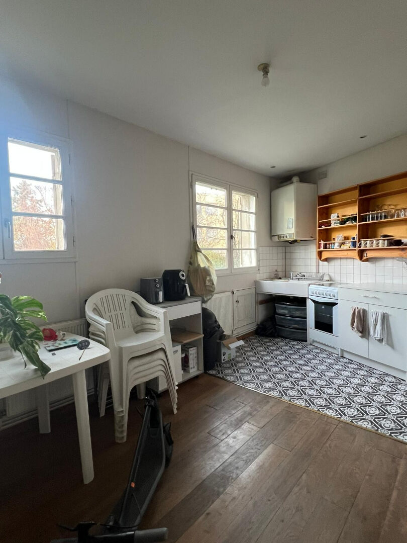 Photo Exclusivité Caen, Quartier Saint Nicolas image 3/6