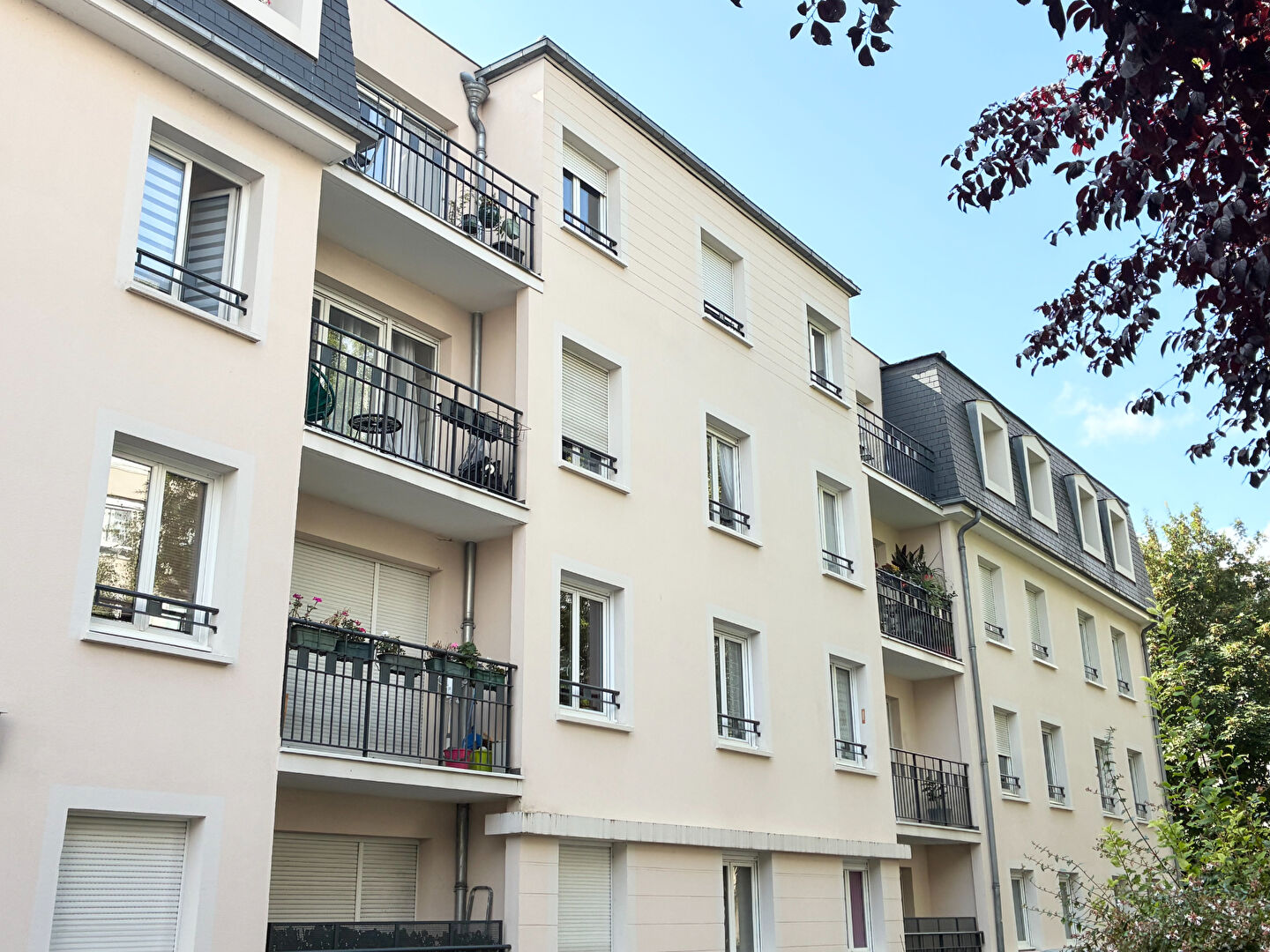 Agence immobilière de Cabinet Manella-Merlini Enghien les bains - Cabinet Manella-Merlini