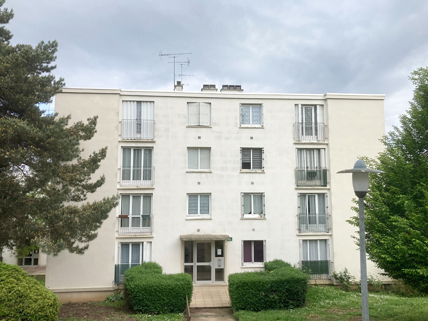 Agence immobilière de Cabinet Manella-Merlini Enghien les bains - Cabinet Manella-Merlini