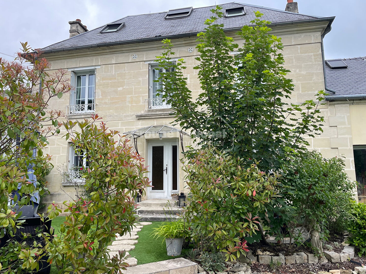 Agence immobilière de Cabinet CERI - GNIMMO- Pierrefonds - Cabinet CERI