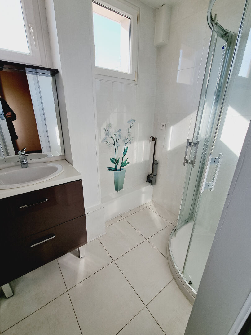 Photo Appartement Dijon 3 pièce(s) 50 m2 image 6/6