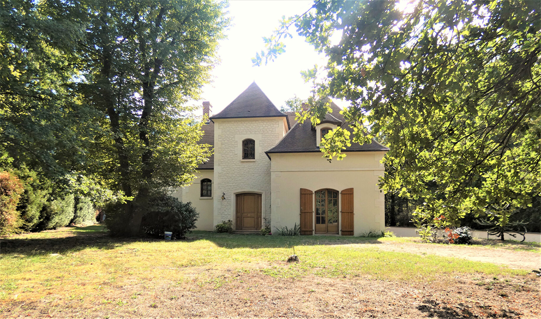 Propriété 375m² Domaine du Lys Proche centre Lamorlaye 60260