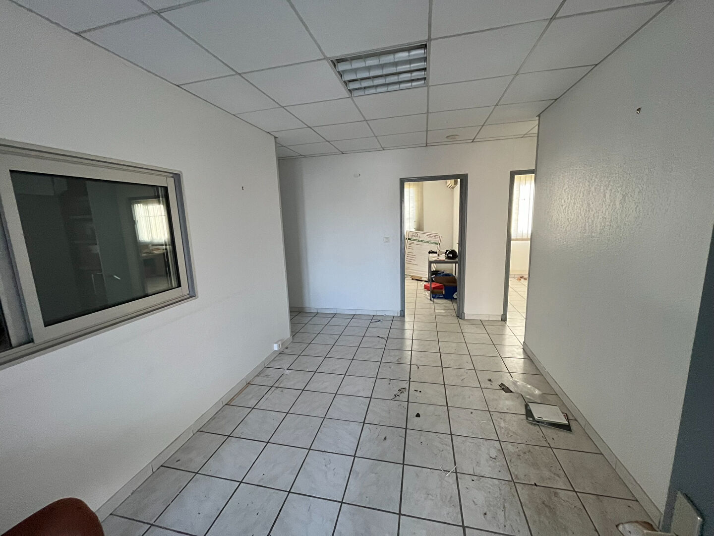 Photo Bureaux de 140 m2 image 3/6
