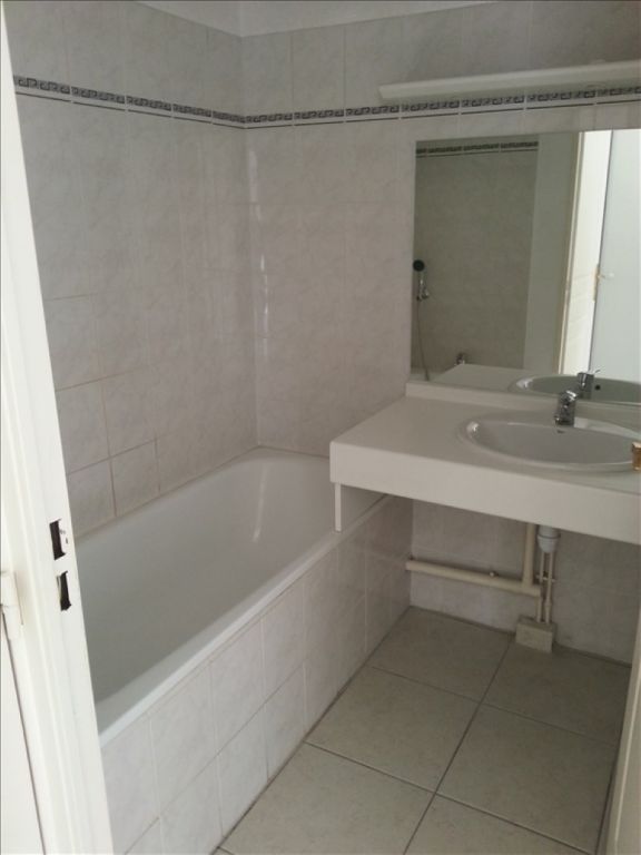 Photo APPARTEMENT RECENT SALON DE PROVENCE - 3 pièce(s) - 61 m2 image 6/6