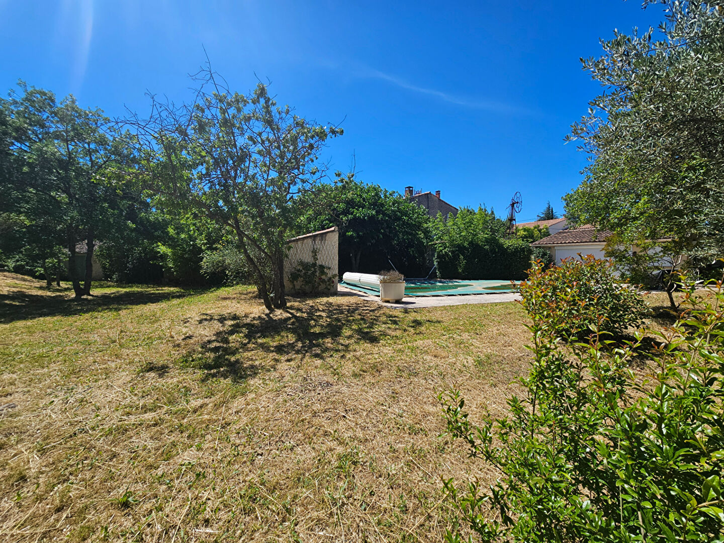 Agence immobilière de SARL CARDINAL - VILLENEUVE LES AVIGNON - CARDINAL - LES ANGLES