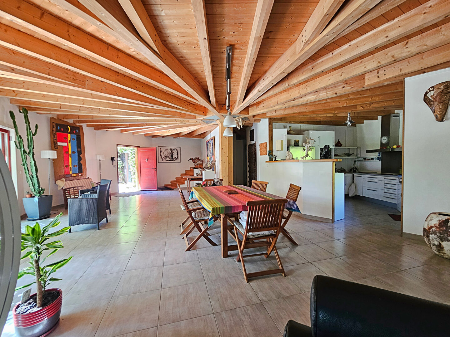 Agence immobilière de SARL CARDINAL - VILLENEUVE LES AVIGNON - CARDINAL - LES ANGLES