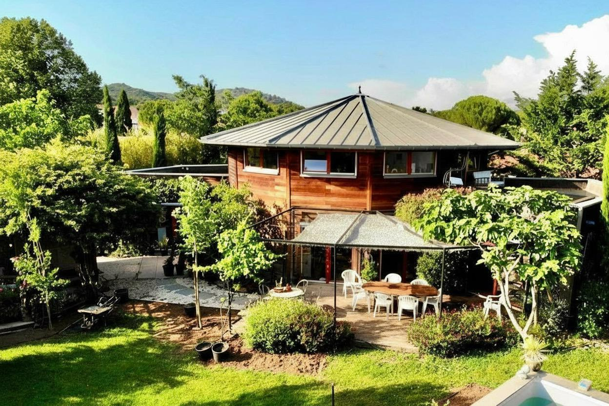 Agence immobilière de SARL CARDINAL - VILLENEUVE LES AVIGNON - CARDINAL - LES ANGLES