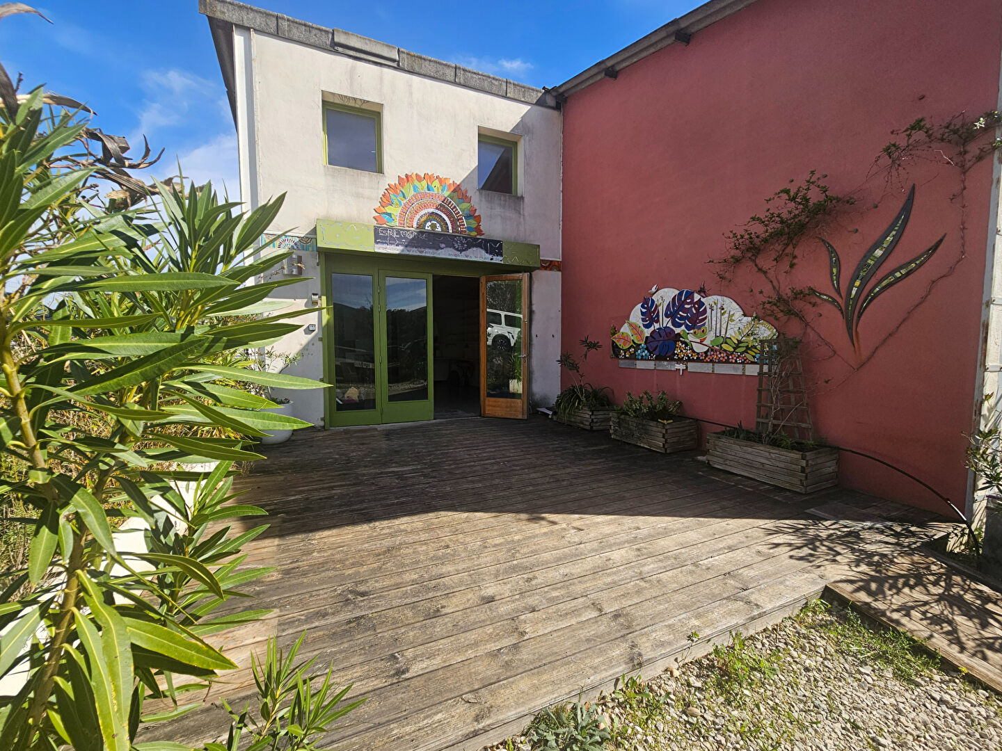 Agence immobilière de SARL CARDINAL - VILLENEUVE LES AVIGNON - CARDINAL - LES ANGLES