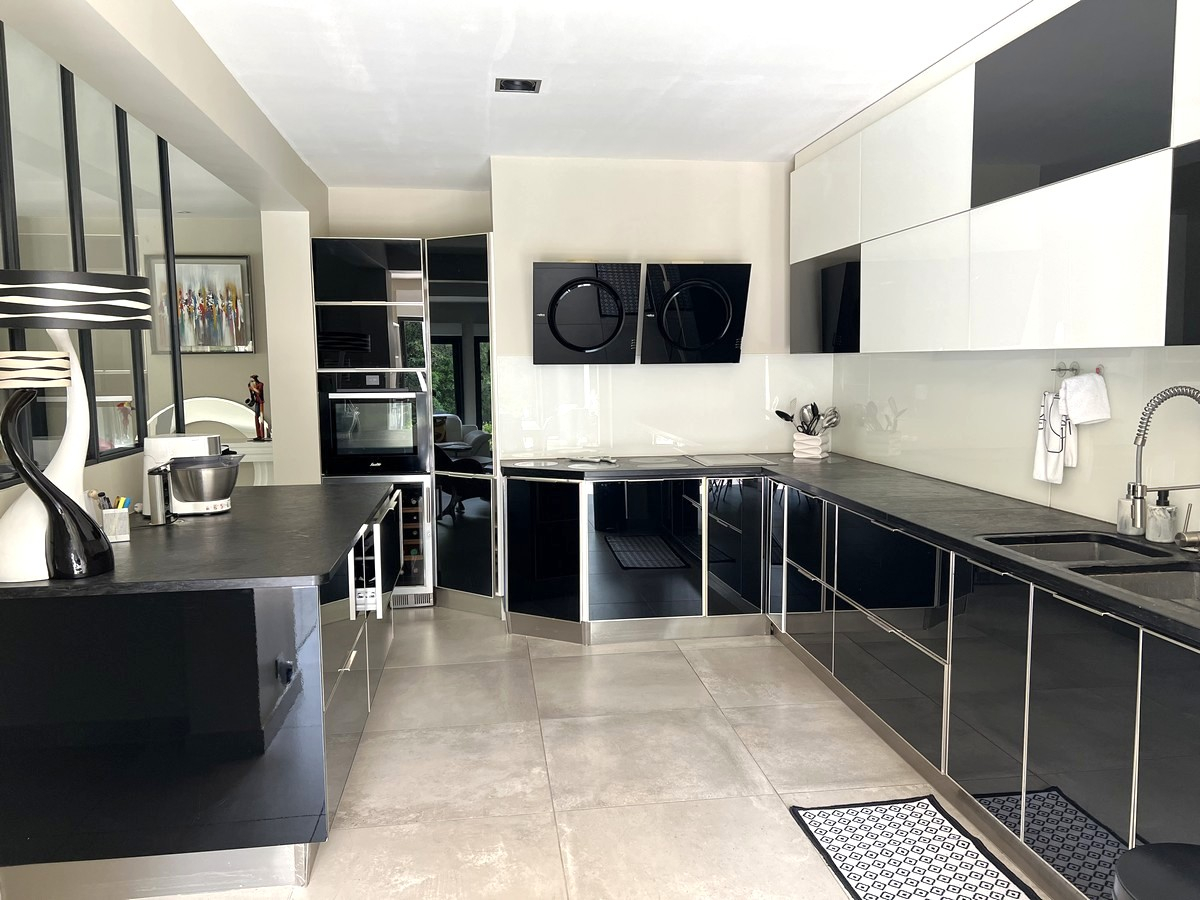 Photo Maison Les Angles 6 pièce(s) 170 m2 + studio indépendant 20 m² image 6/6