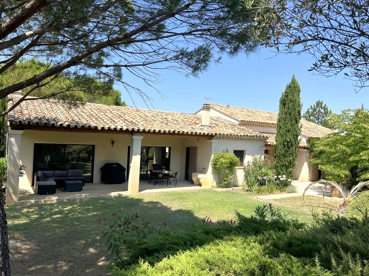 Agence immobilière de SARL CARDINAL - VILLENEUVE LES AVIGNON