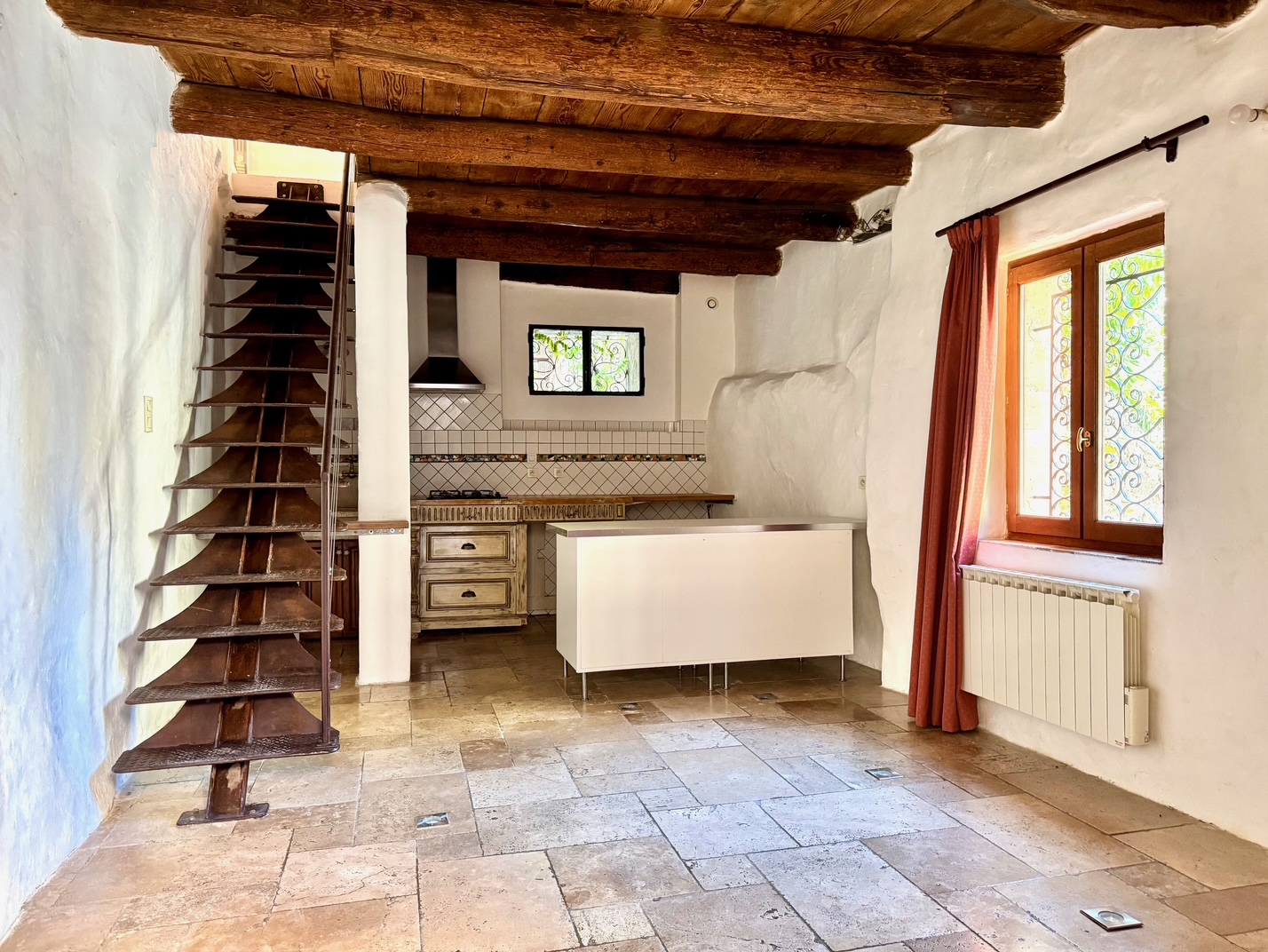 Agence immobilière de SARL CARDINAL - VILLENEUVE LES AVIGNON - CARDINAL - LES ANGLES