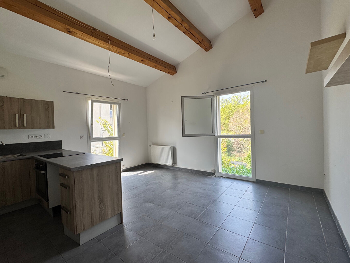 Agence immobilière de SARL CARDINAL - VILLENEUVE LES AVIGNON - CARDINAL - LES ANGLES
