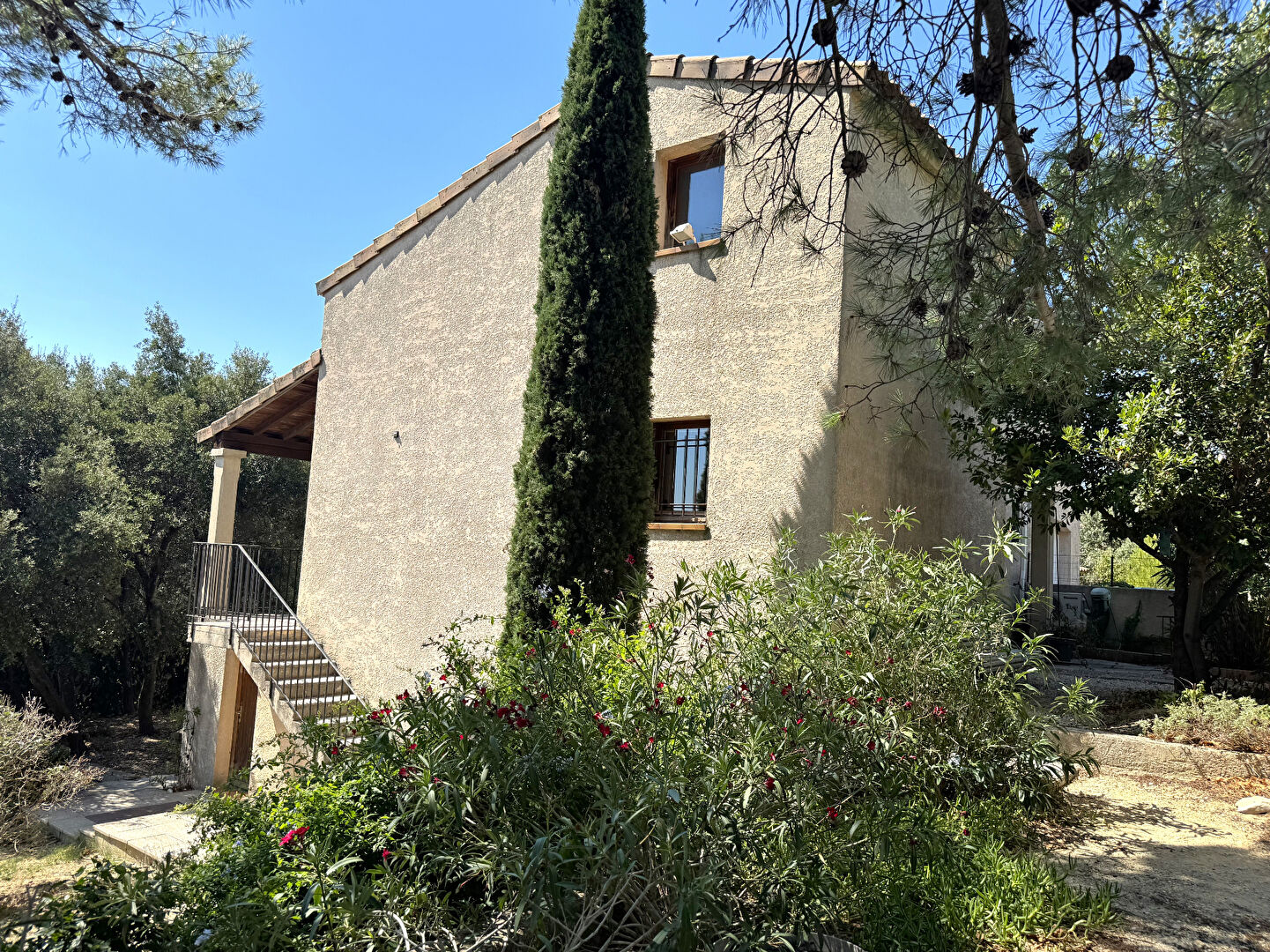 Photo Maison Les Angles 5 pièces - 105 m2 avec garage et dépendances image 3/6