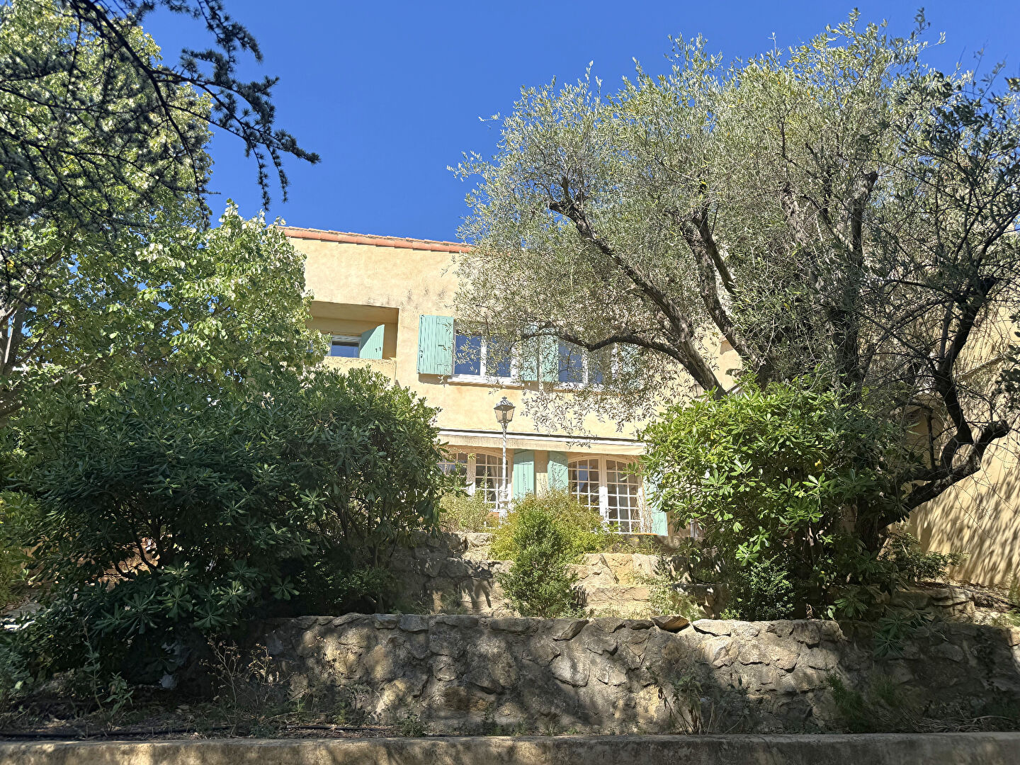 Agence immobilière de SARL CARDINAL - VILLENEUVE LES AVIGNON