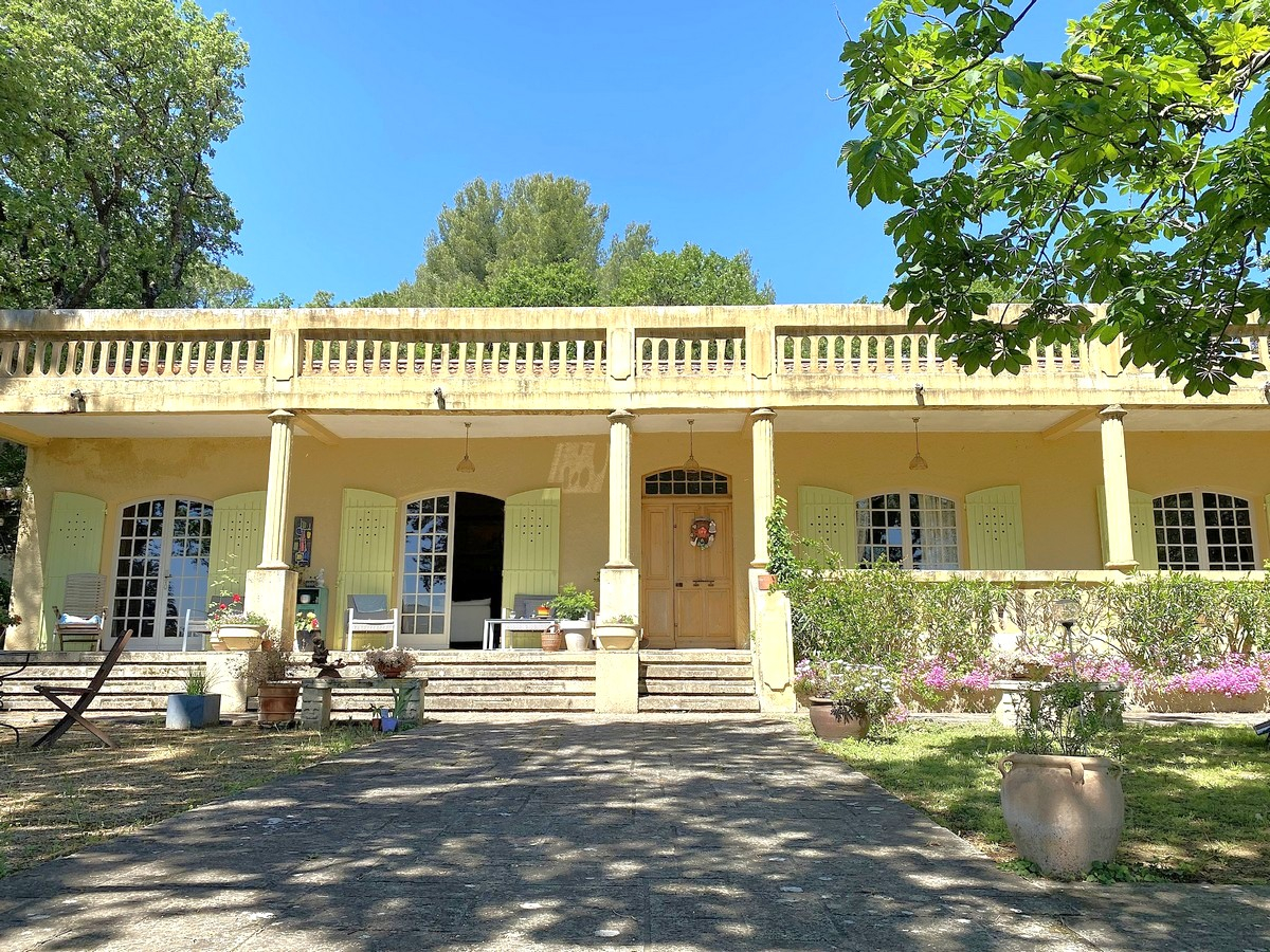 Agence immobilière de SARL CARDINAL - VILLENEUVE LES AVIGNON